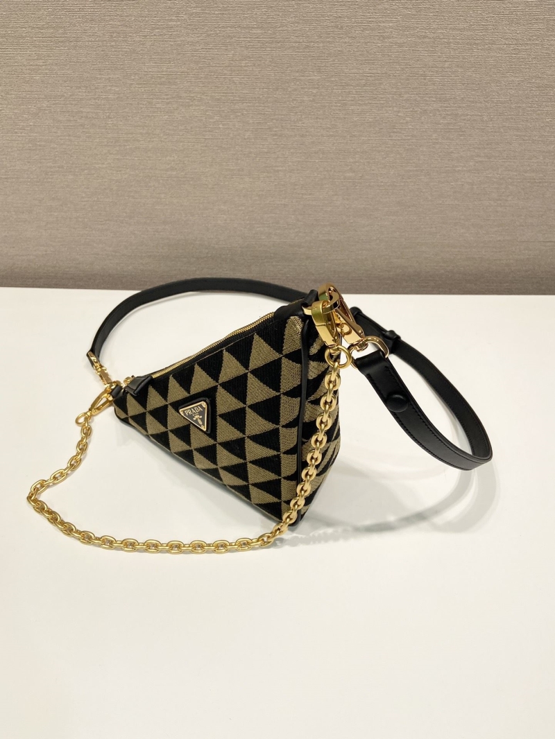 Pra*a triangle pouch